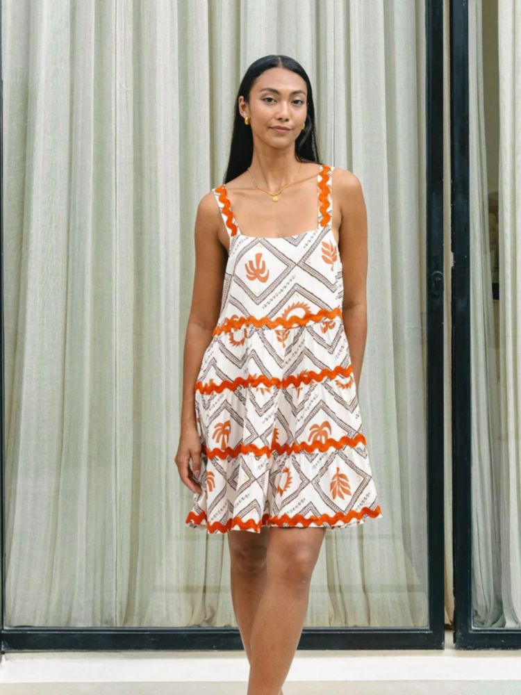 Effortless Ric Rac Trim Tiered Mini Dress for Women with Square Neck Sleeveless Ruffle Hem Bohemian Style