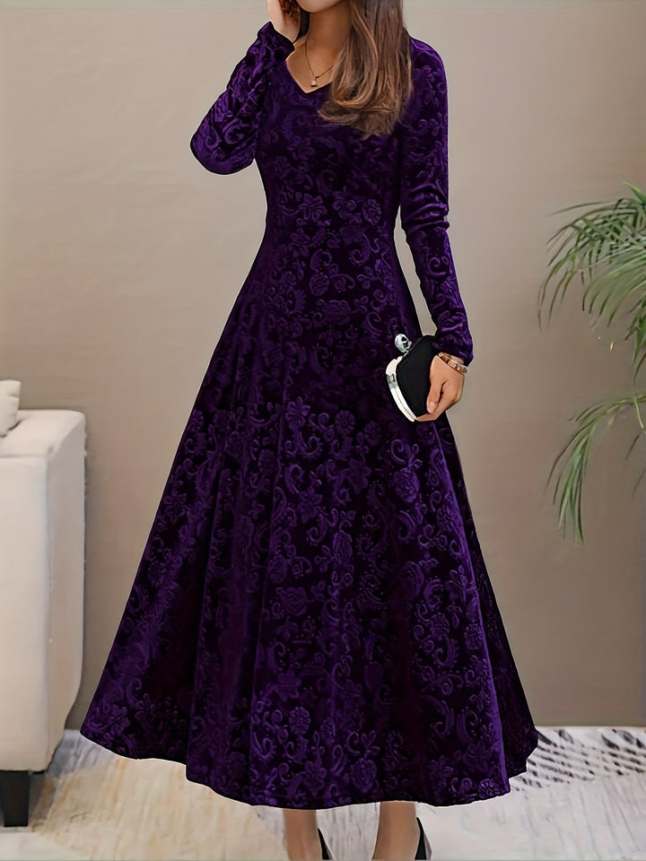 Elegant Velvet Floral Maxi Dress for Women with V Neck Long Sleeve A Line Flowing Formal Style