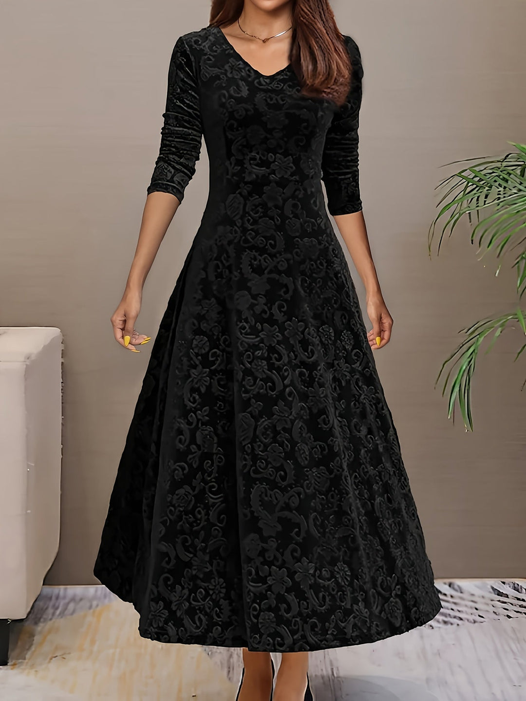 Elegant Velvet Floral Maxi Dress for Women with V Neck Long Sleeve A Line Flowing Formal Style